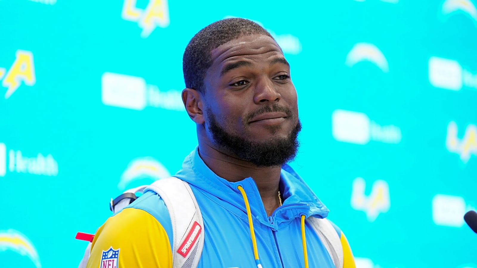 Chargers LB Denzel Perryman arrested on weapon charge