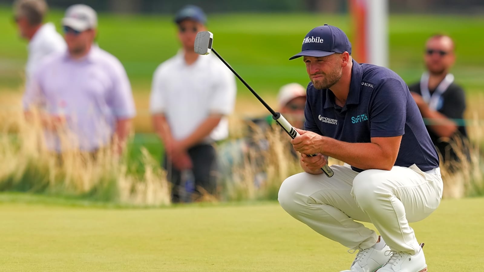 Clark Leads BMW Championship Over Woodland, Spaun