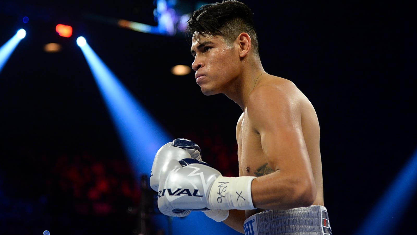 Emanuel Navarrete vs Eduardo Nunez: Preview & Betting Tips