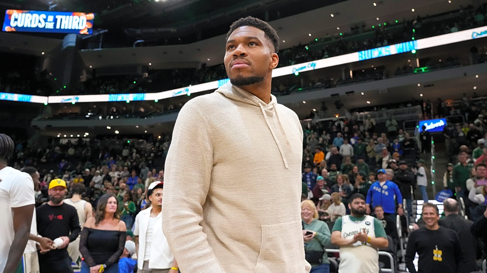 Timberwolves expected to revisit Giannis trade talks this offseason