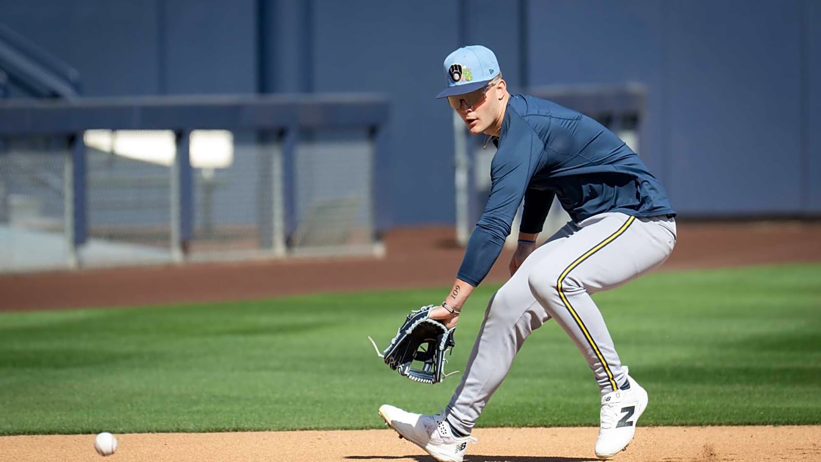 Brewers Sign Top Prospect Cooper Pratt To Eight-Year Extension
