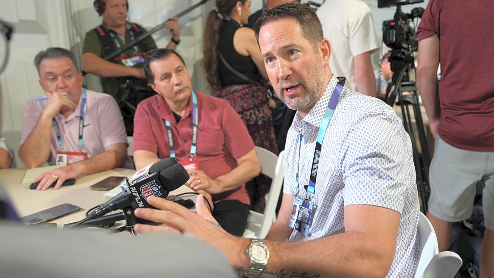 Jason Garrett vs Brian Schottenheimer – Dak Details The Difference