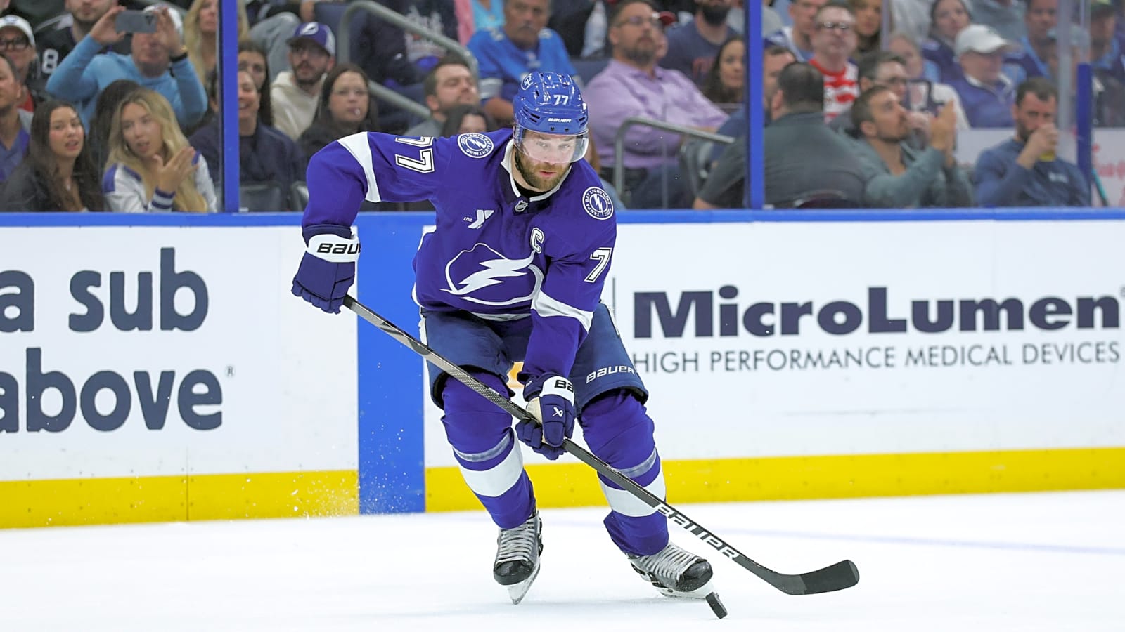 Victor Hedman will be an option 'very soon,' according to Jon Cooper