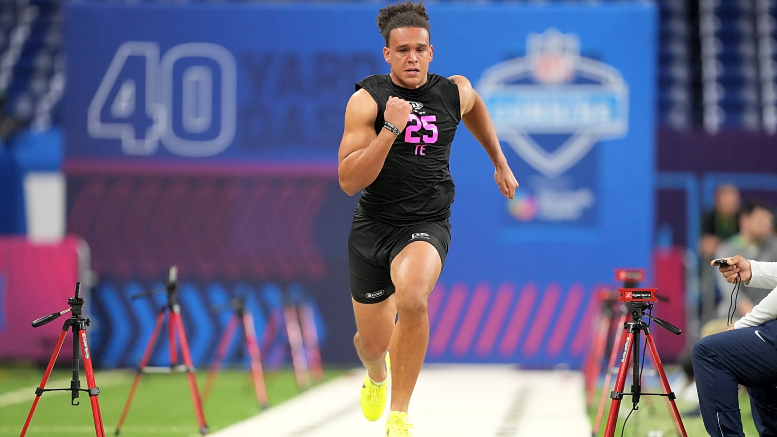 Vanderbilt TE Eli Stowers Visits Rams, Titans, Cowboys; Broncos Next