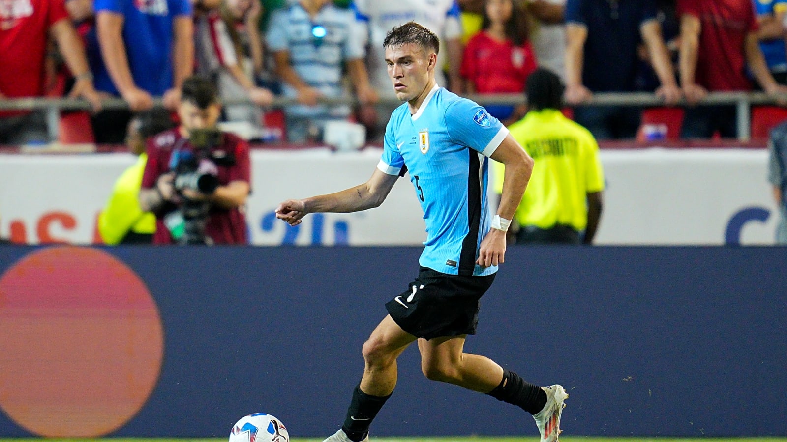 Manuel Ugarte bizarrely avoids red card against England