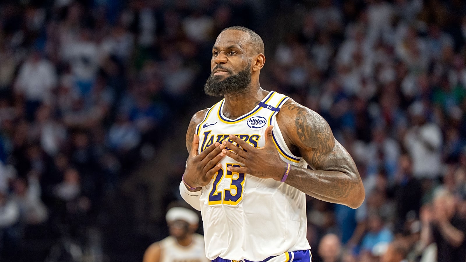 LeBron James to Finally Give Up as Lakers Make Clear Plan for Future Amid Injury Concern