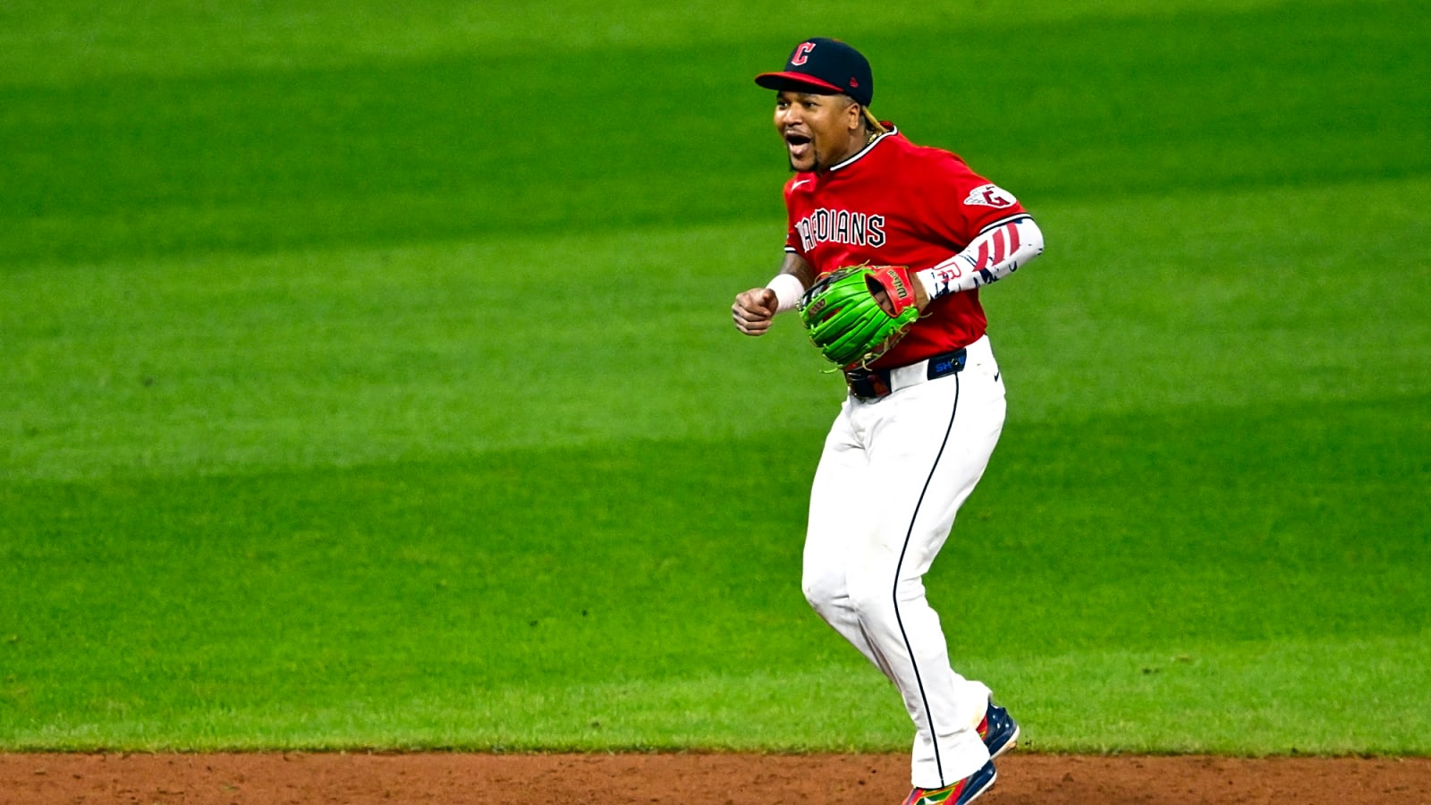 Jose Ramirez gets the memes for his costly error in ALCS Game 2