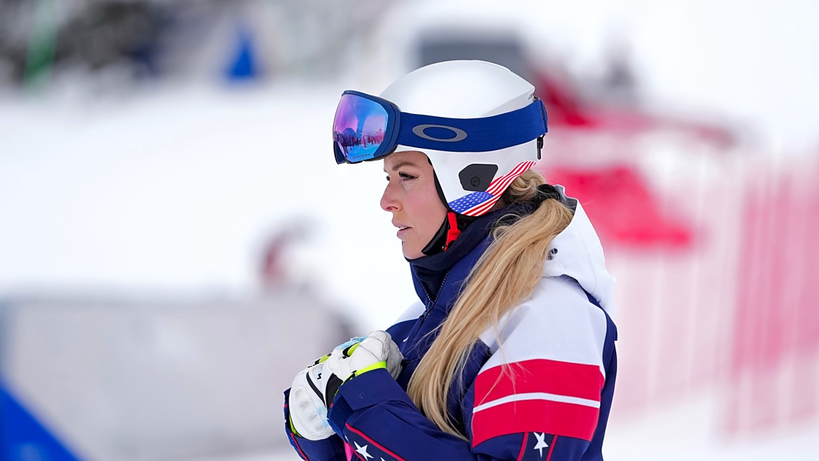 Lindsey Vonn conquers slope on torn ACL ahead of 2026 Olympics
