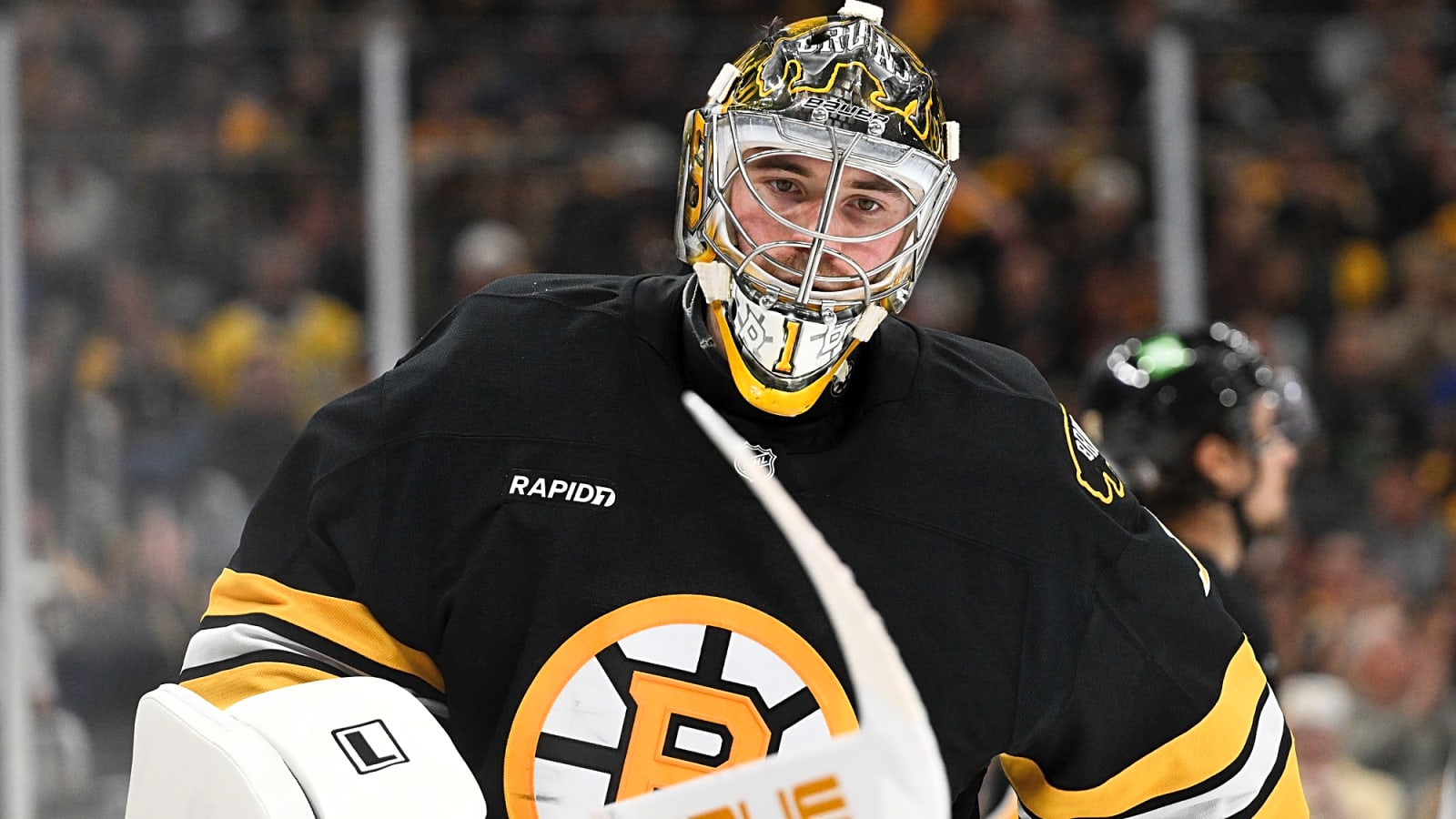 Bruins' Jeremy Swayman has every reason to be mad at teammates
