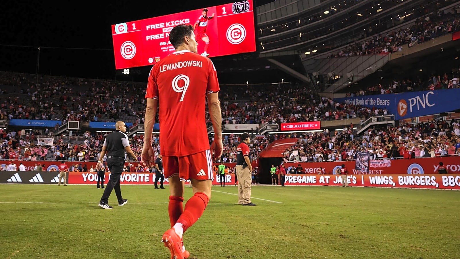 'Probably five times better': coach gushes over Robert Lewandowski