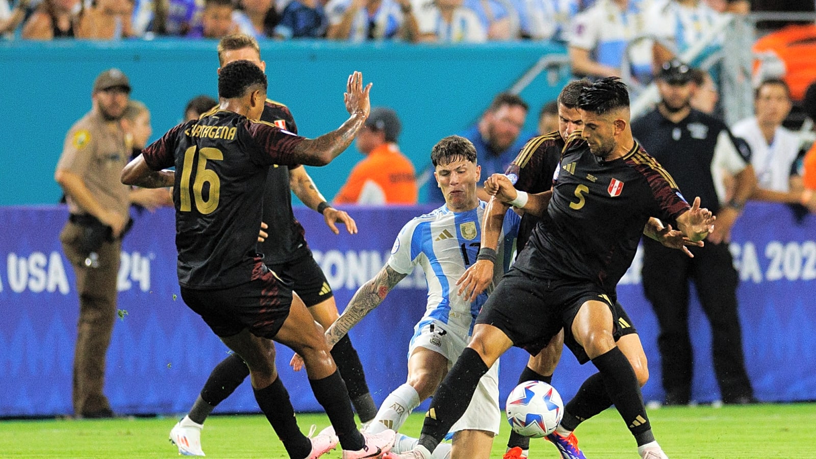 Alejandro Garnacho close to Chelsea exit