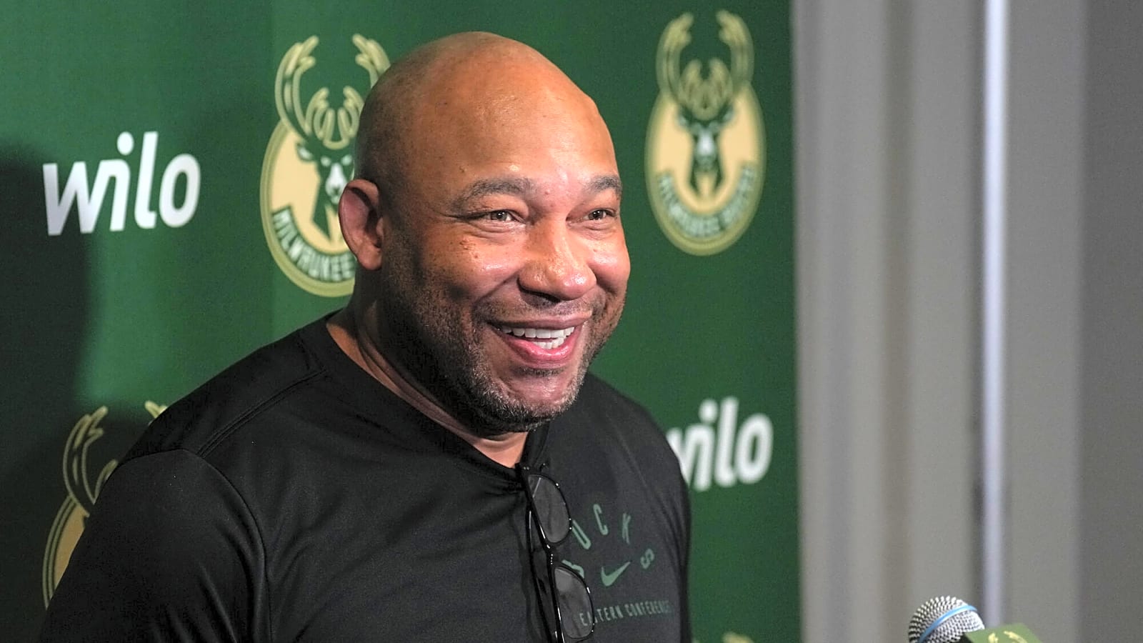 Darvin Ham emerges as a candidate for 1 NBA head coach job