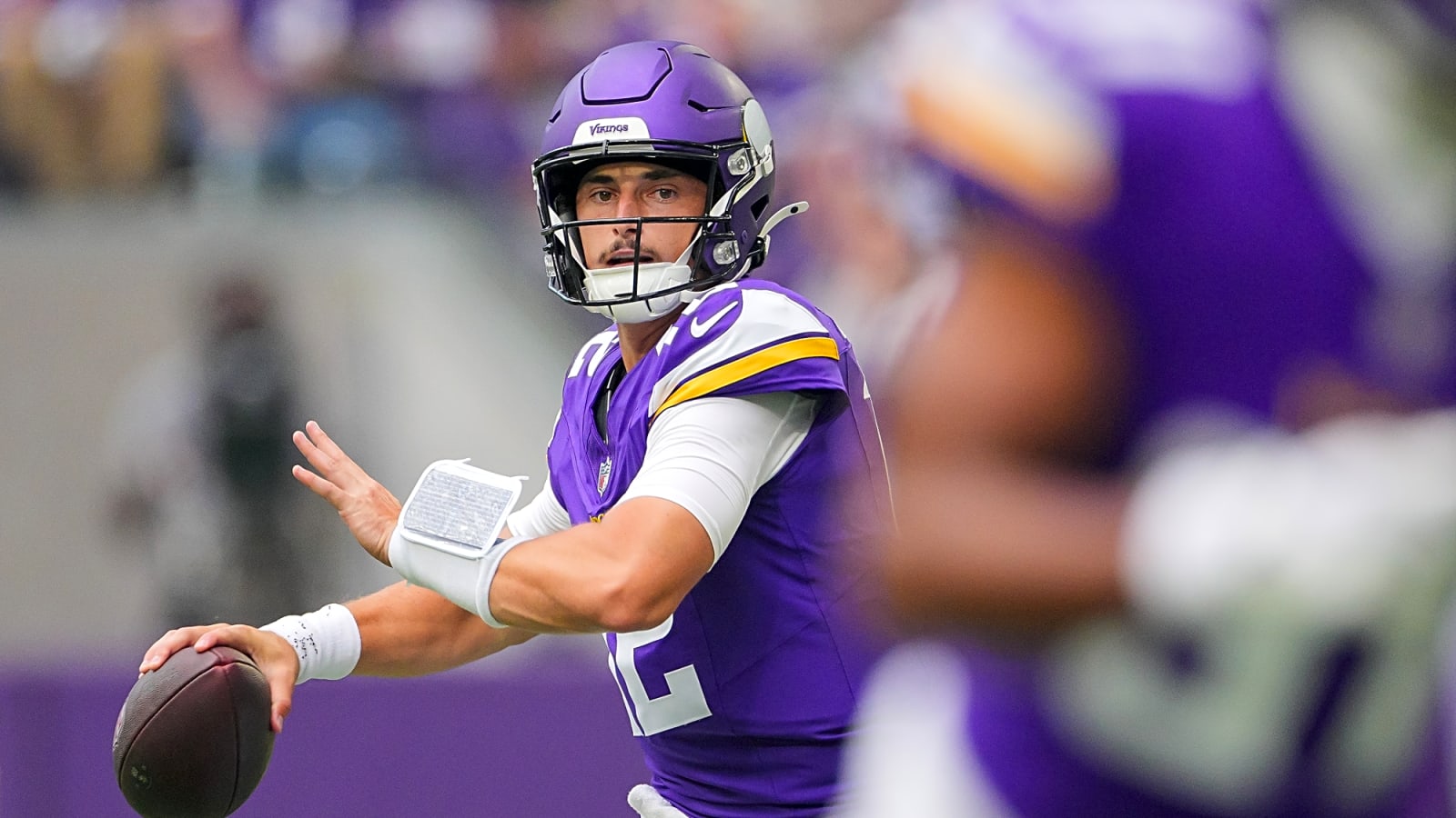 'I think it's a good thing' -- Vikings breakout QB Max Brosmer delivers fantastic answer proving he's ready for the big stage