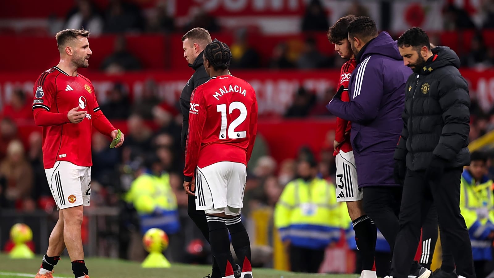 MEN: Man United could still allow 48-app first-teamer to leave before deadline after attracting European interest