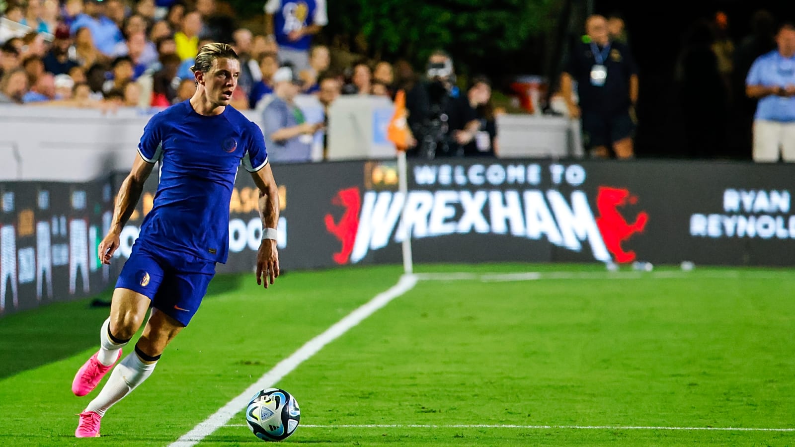 'Very, very promising' wide player to undergo Spurs medical in 48 hours