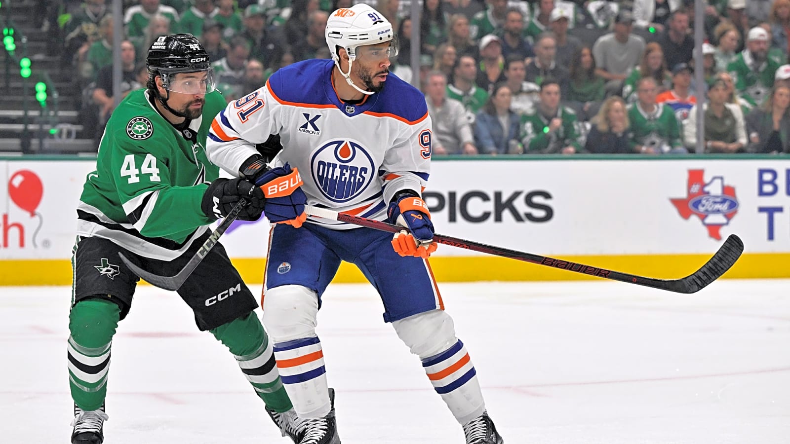 This former Stars defenceman is now stuck with one of the worst deals in hockey