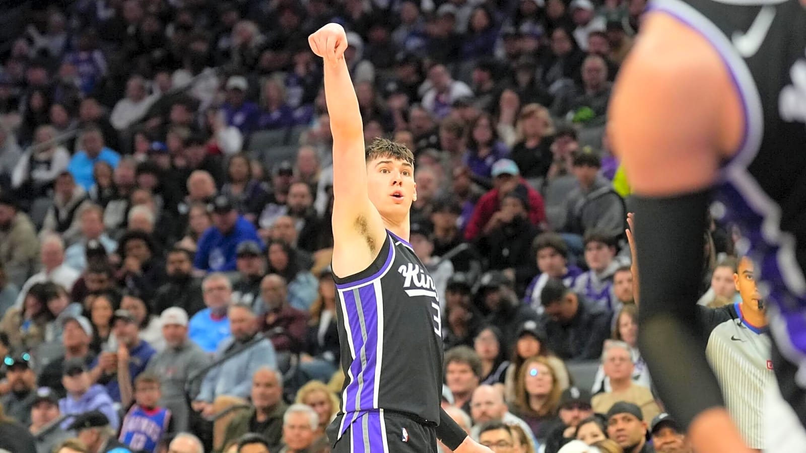 Lakers Land Jake LaRavia on Two-Year, $12M Deal