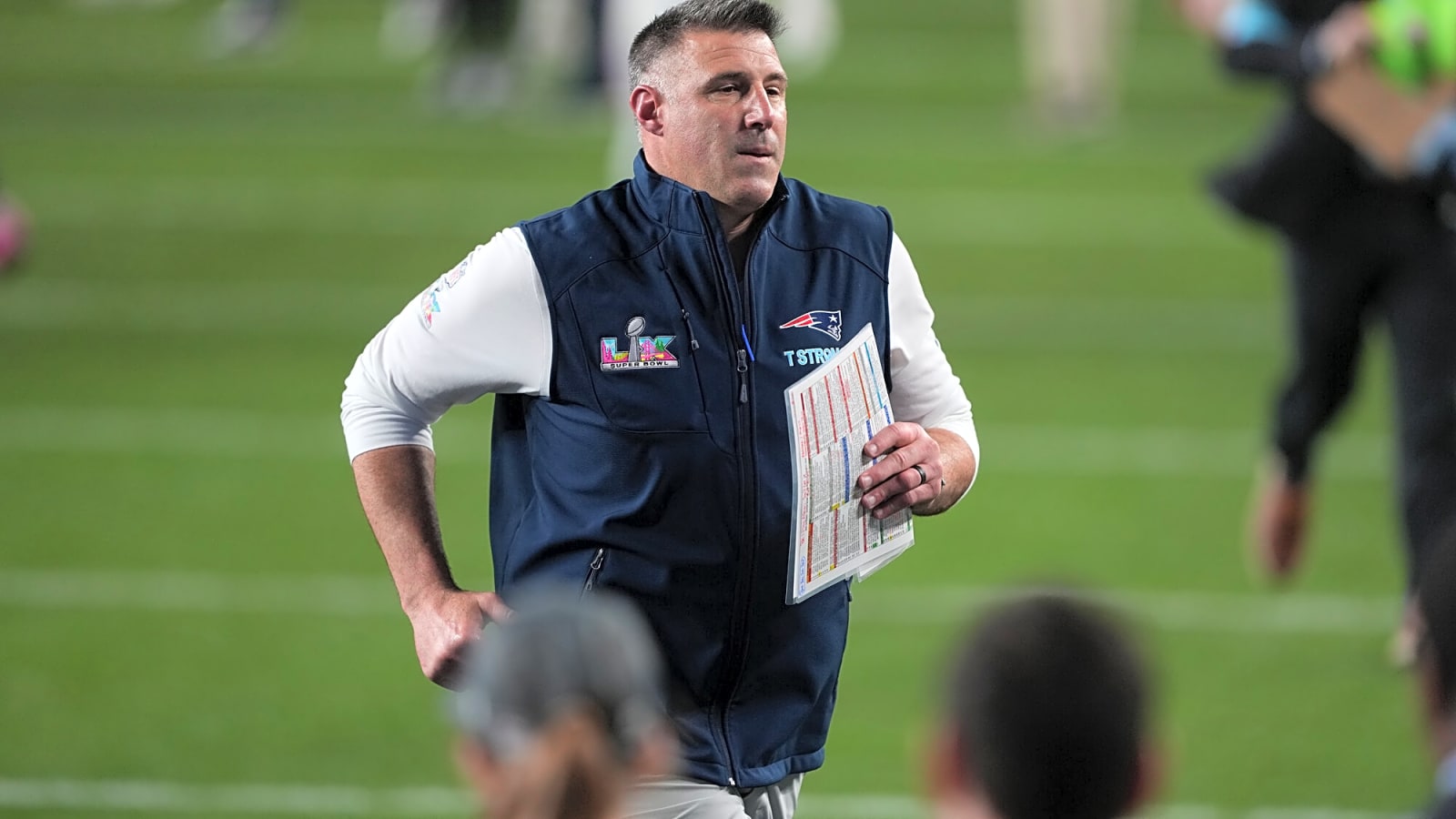 Mike Vrabel defends much-criticized Patriots rookie
