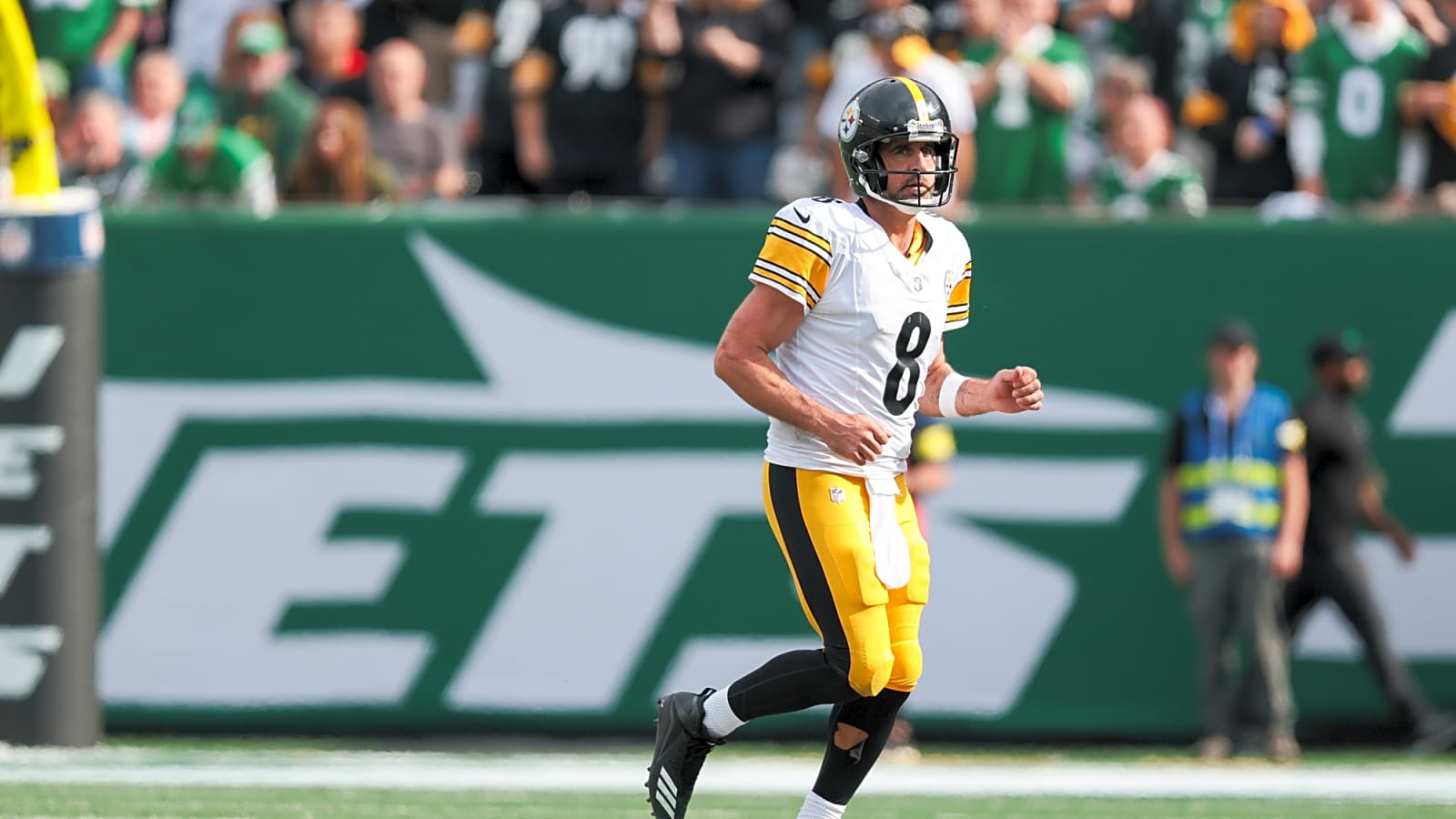 Watch: Aaron Rodgers throws 4 TDs in Steelers debut