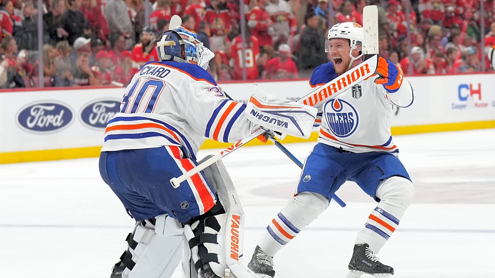 Bruins Plotting, Maple Leafs Next Move, & More NHL Rumors