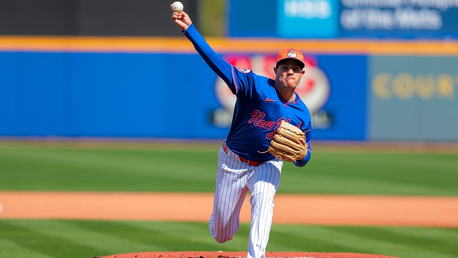 KBO’s LG Twins Sign Yacksel Rios, Release Yonny Chirinos