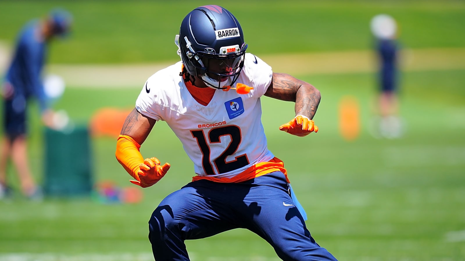 Broncos Sign First-Round CB Jahdae Barron