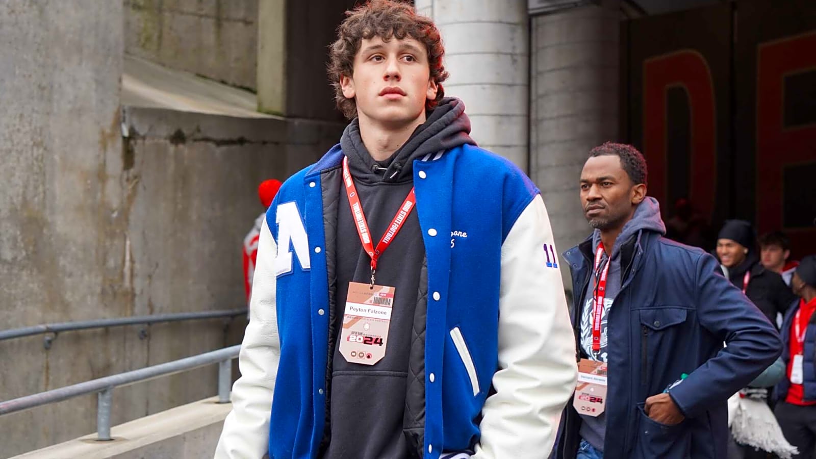 Auburn Flips 4-Star QB From Big Ten Powerhouse.