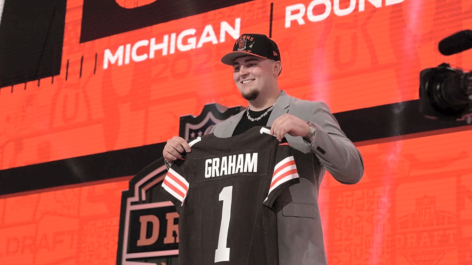 Browns draft DT Mason Graham with No. 5 pick