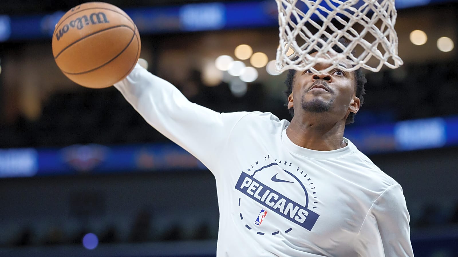 NBA Notes: Lakers, Yves Missi, Bulls, Caleb Wilson, Knicks