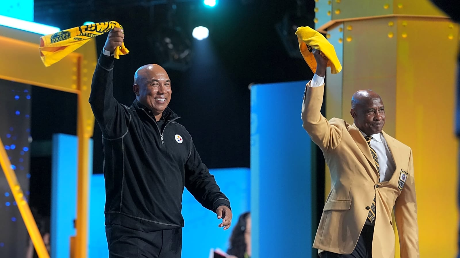 Steelers Rookie Carries The Exact Trait Hines Ward Loves