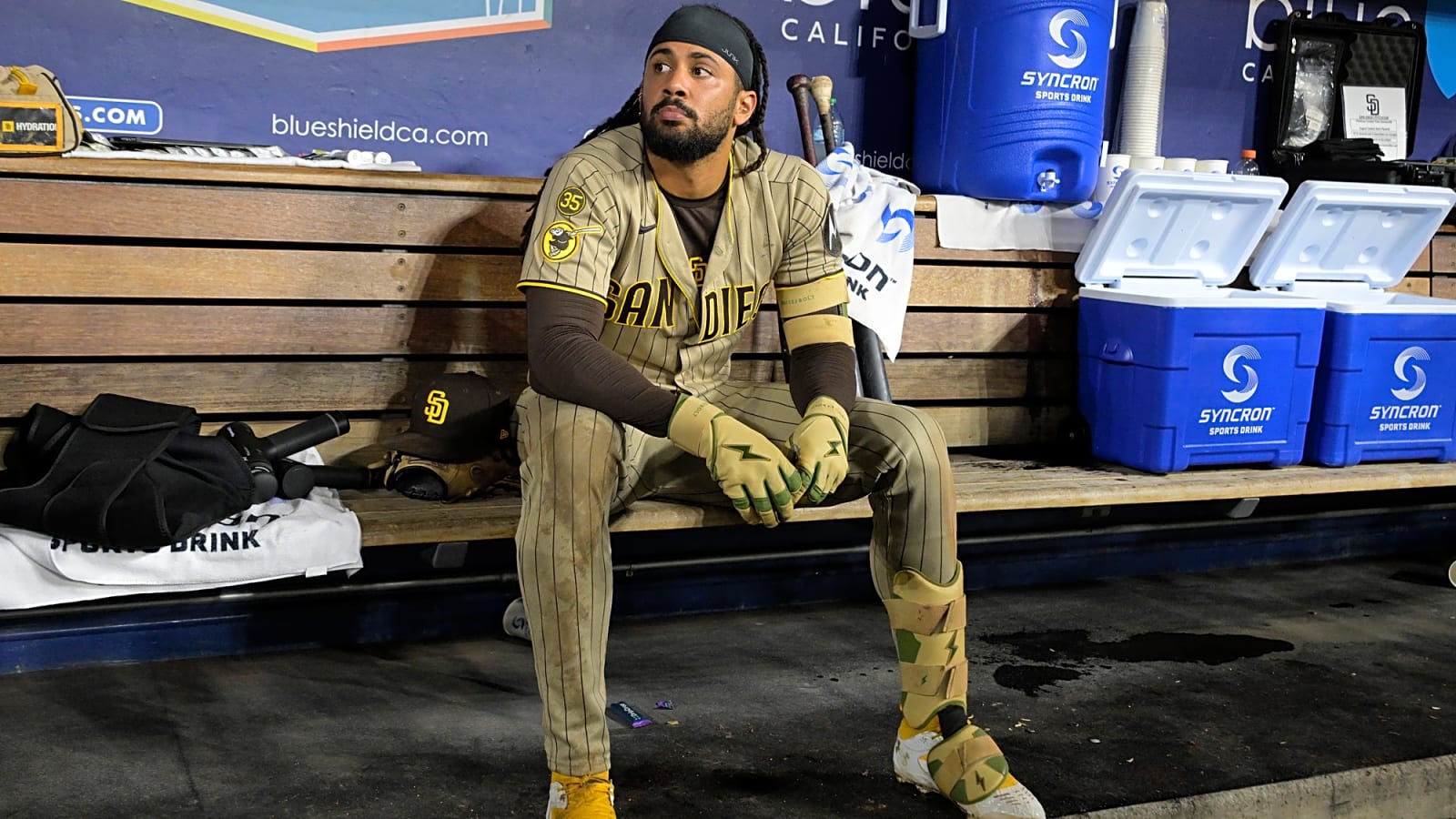 Fernando Tatis Jr. interrupts AJ Preller’s interview with a surprise request