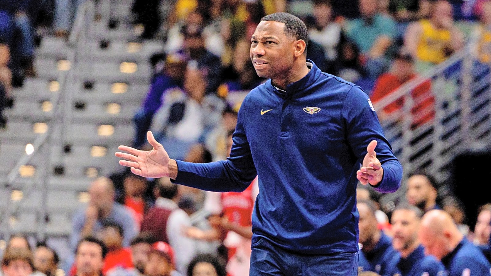 Pelicans dismiss head coach Willie Green
