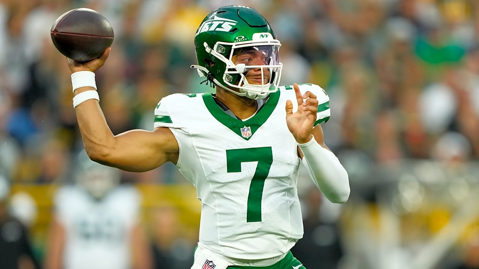 Uneven day for Justin Fields in Joint Practice Versus Giants