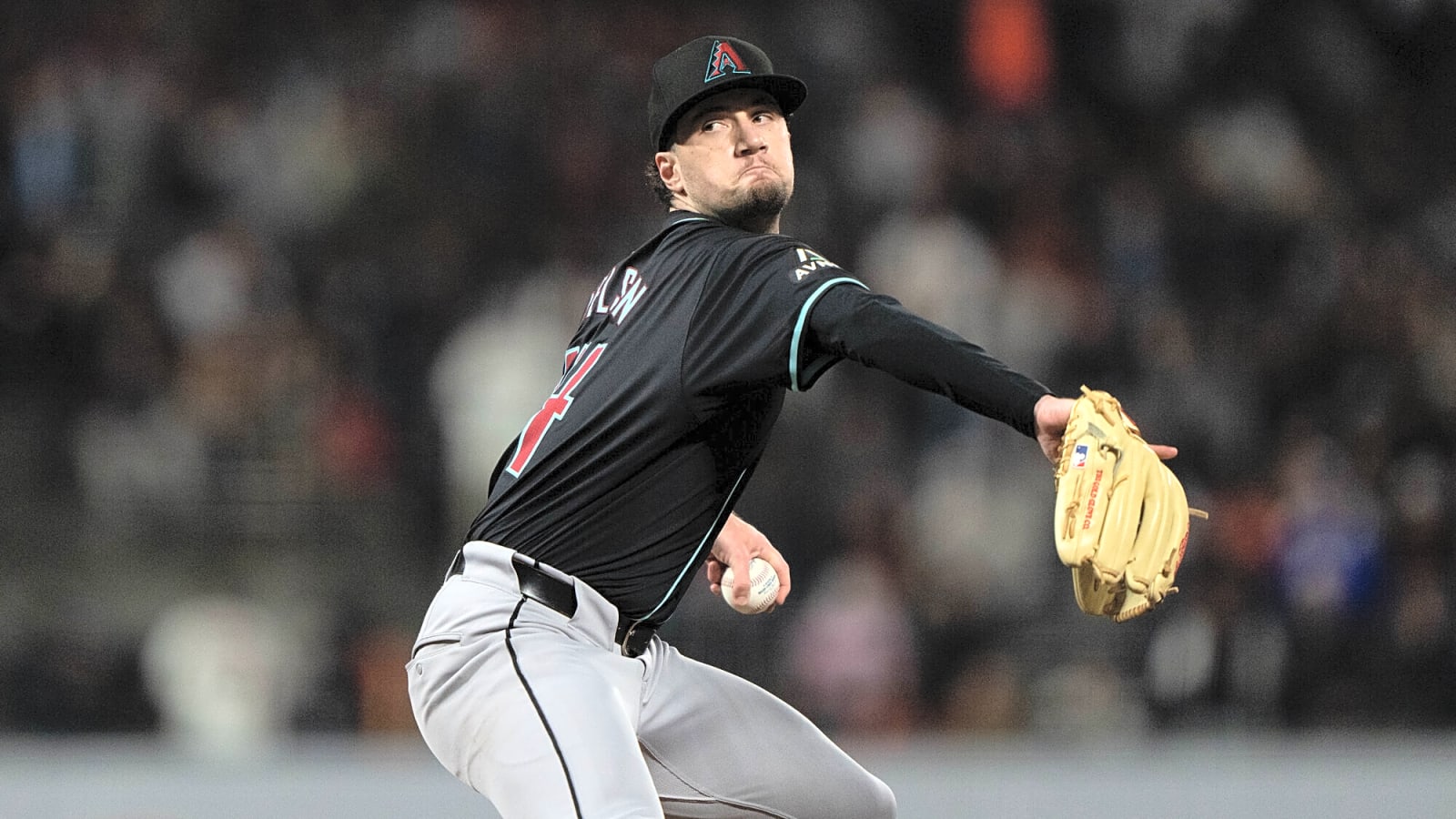 Diamondbacks designate longtime lefty for assignment