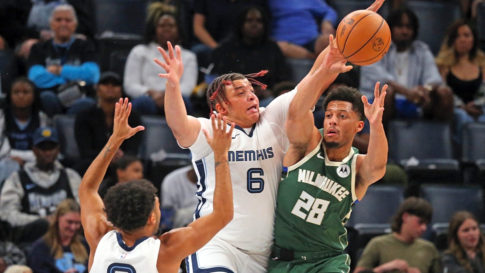 Eric Paschall, Lindell Wigginton Continuing Careers In Asia