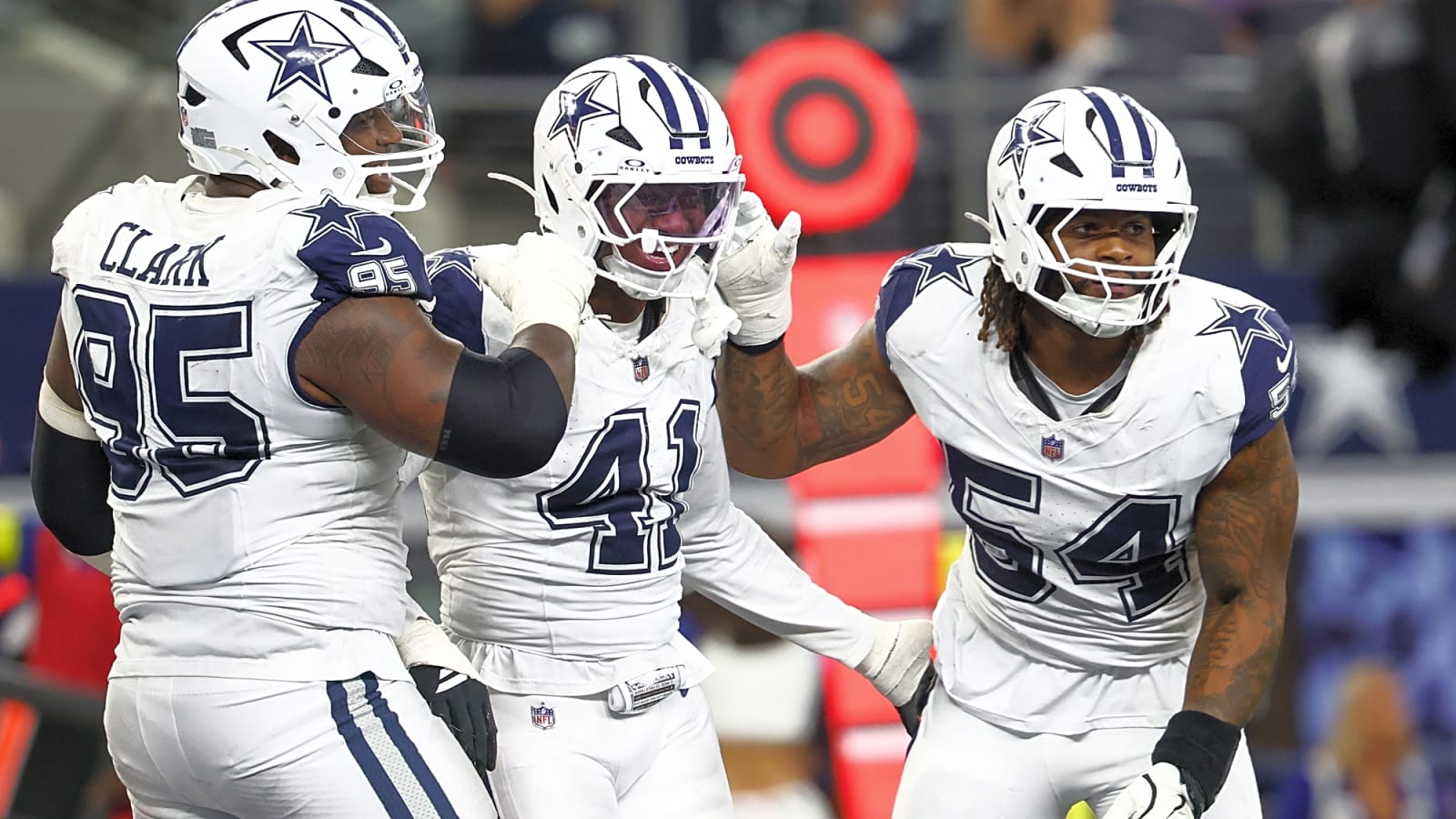 Cowboys dominate on both sides of the ball, beat Commanders 44-22.