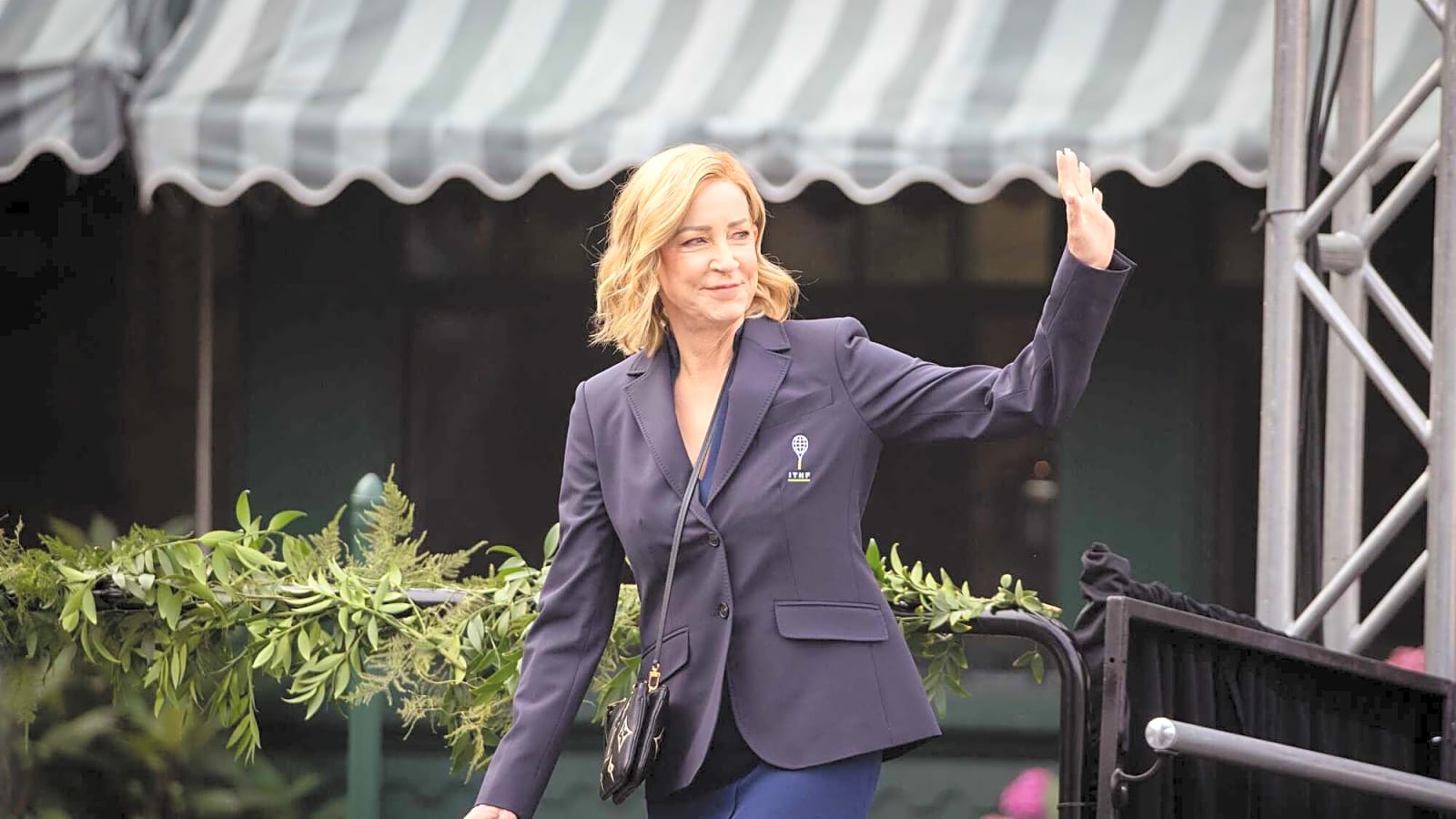 'Who said I was not rooting for Sinner': Chris Evert claps back at fan for bizarre take on Wimbledon final