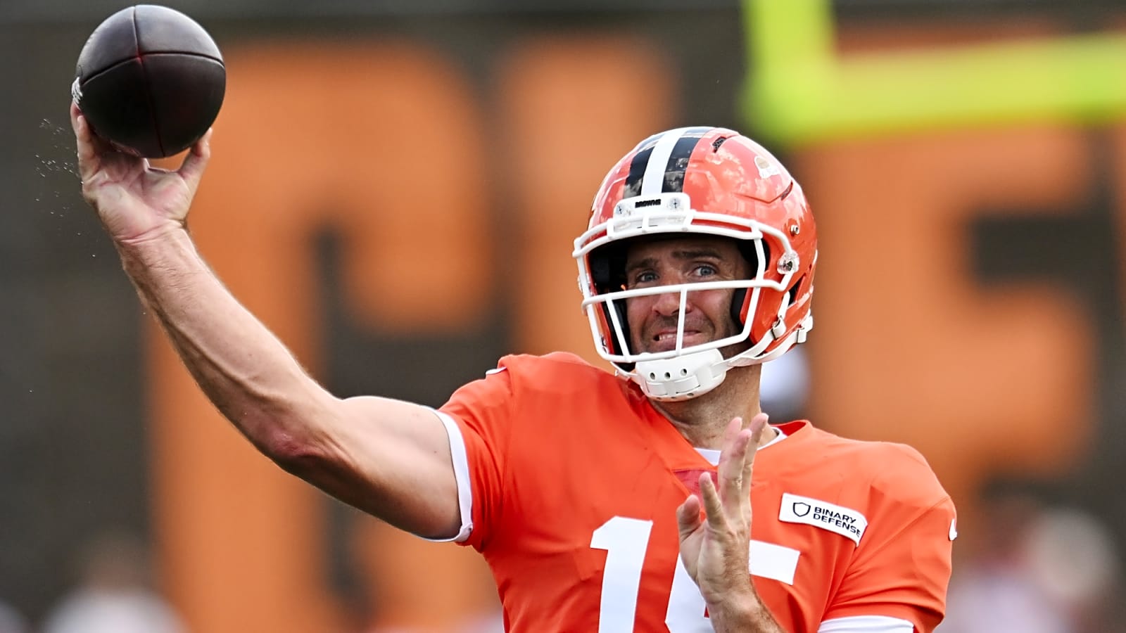 Coach's job status could inspire quick QB change in Cleveland