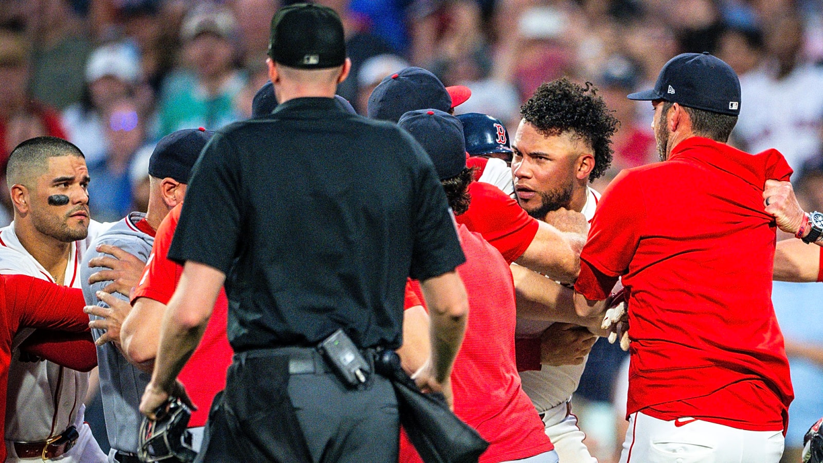 MLB hands down punishments after Red Sox-Nationals brawl