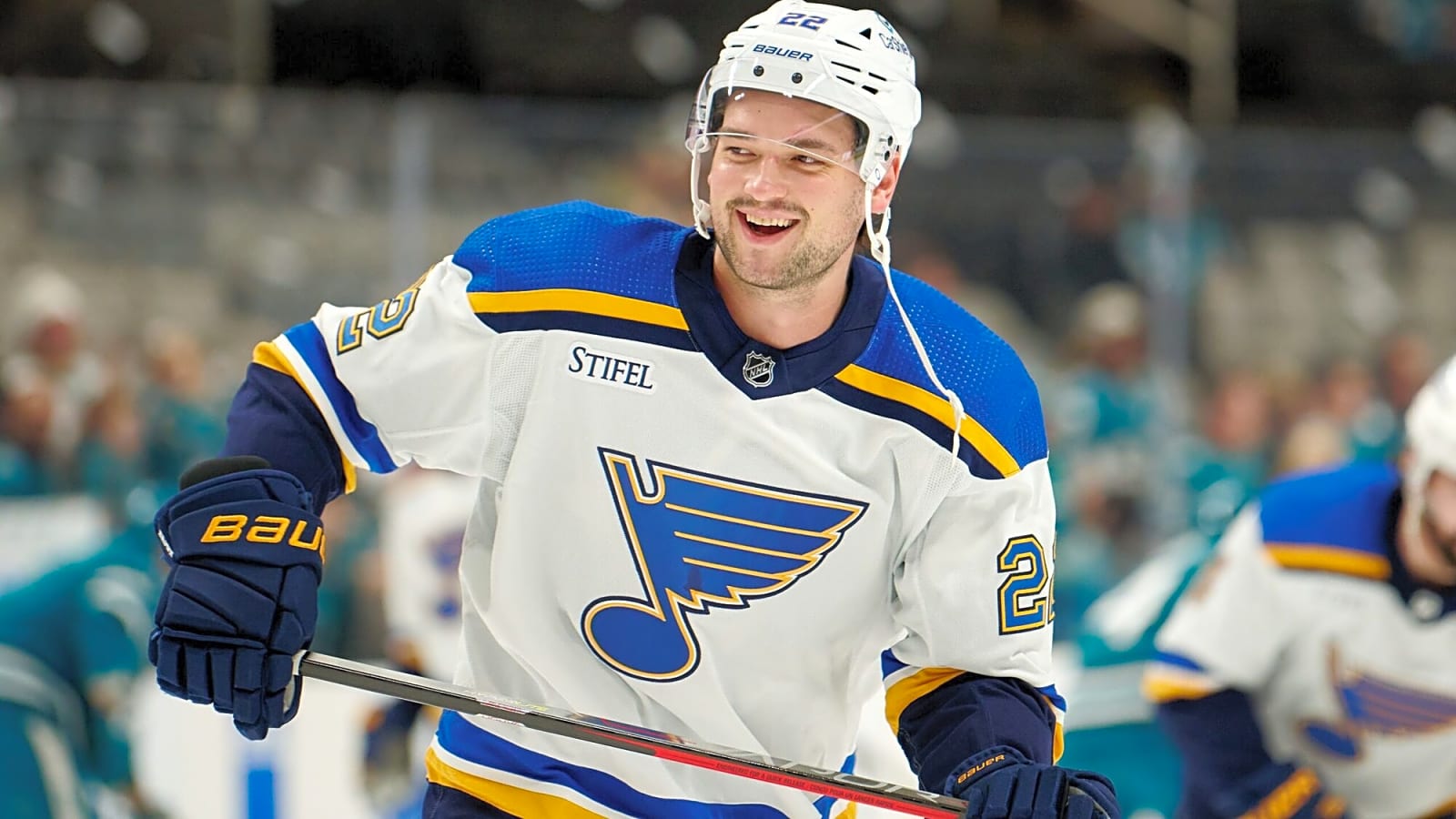 Kings sign Logan Brown to one-year contract