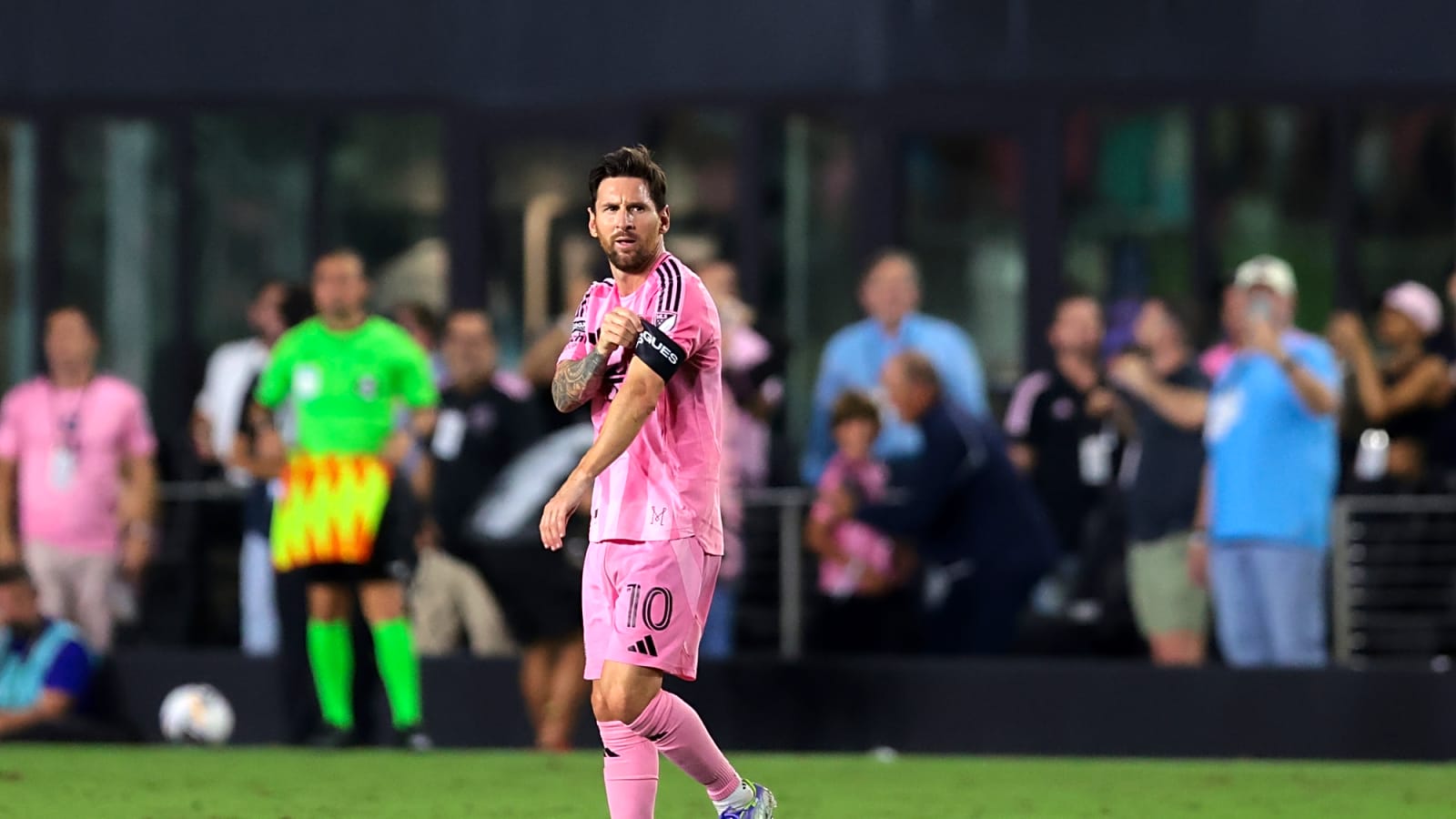 Donovan Makes Lionel Messi Face Bitter Truth — &#39;Beckham Got a Bigger MLS Legacy&#39;