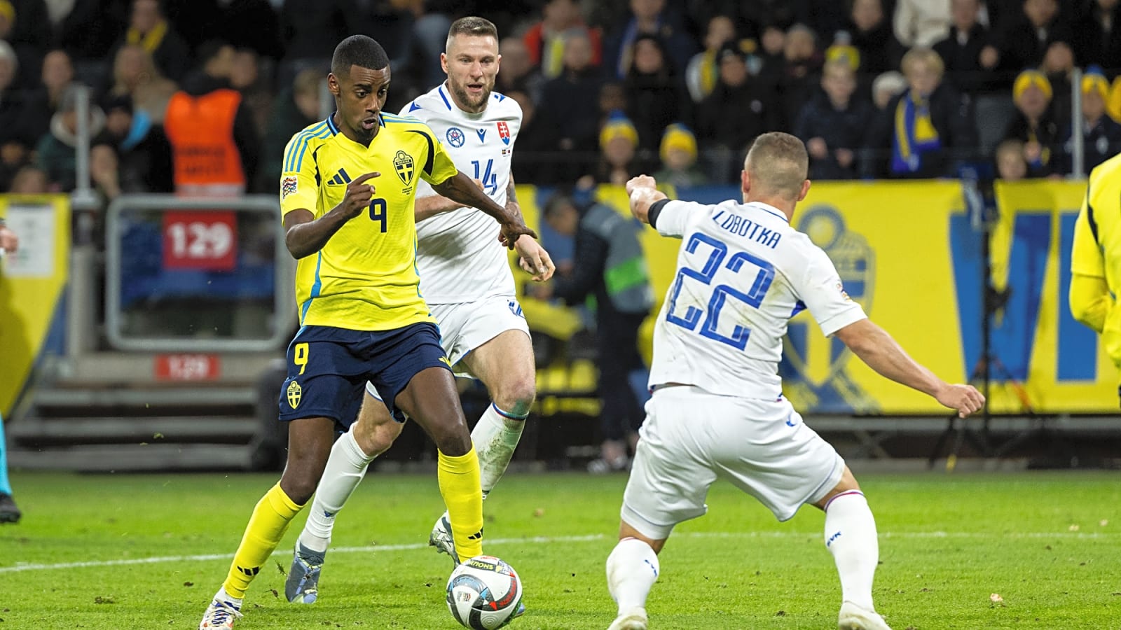 ‘We have a plan’ – Liverpool fans will be reassured by update from Sweden camp on Alexander Isak