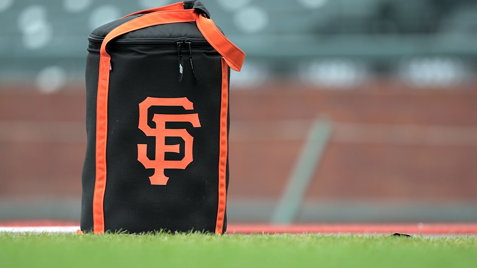 Giants Select Cesar Perdomo