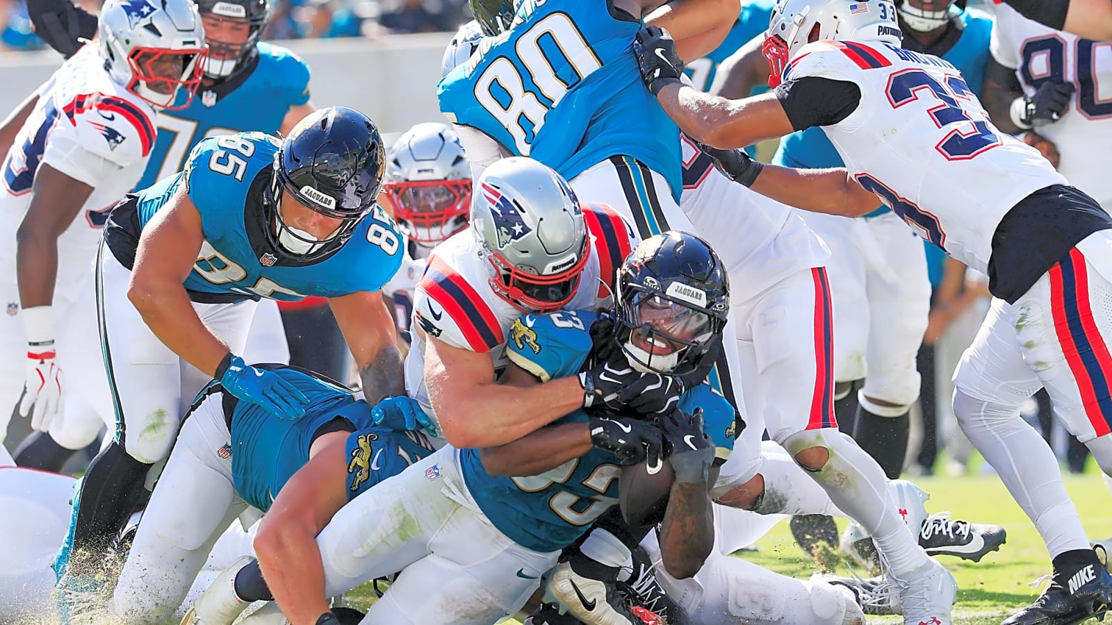 Bhayshul Tuten Is Winning the Backfield Battle That Matters