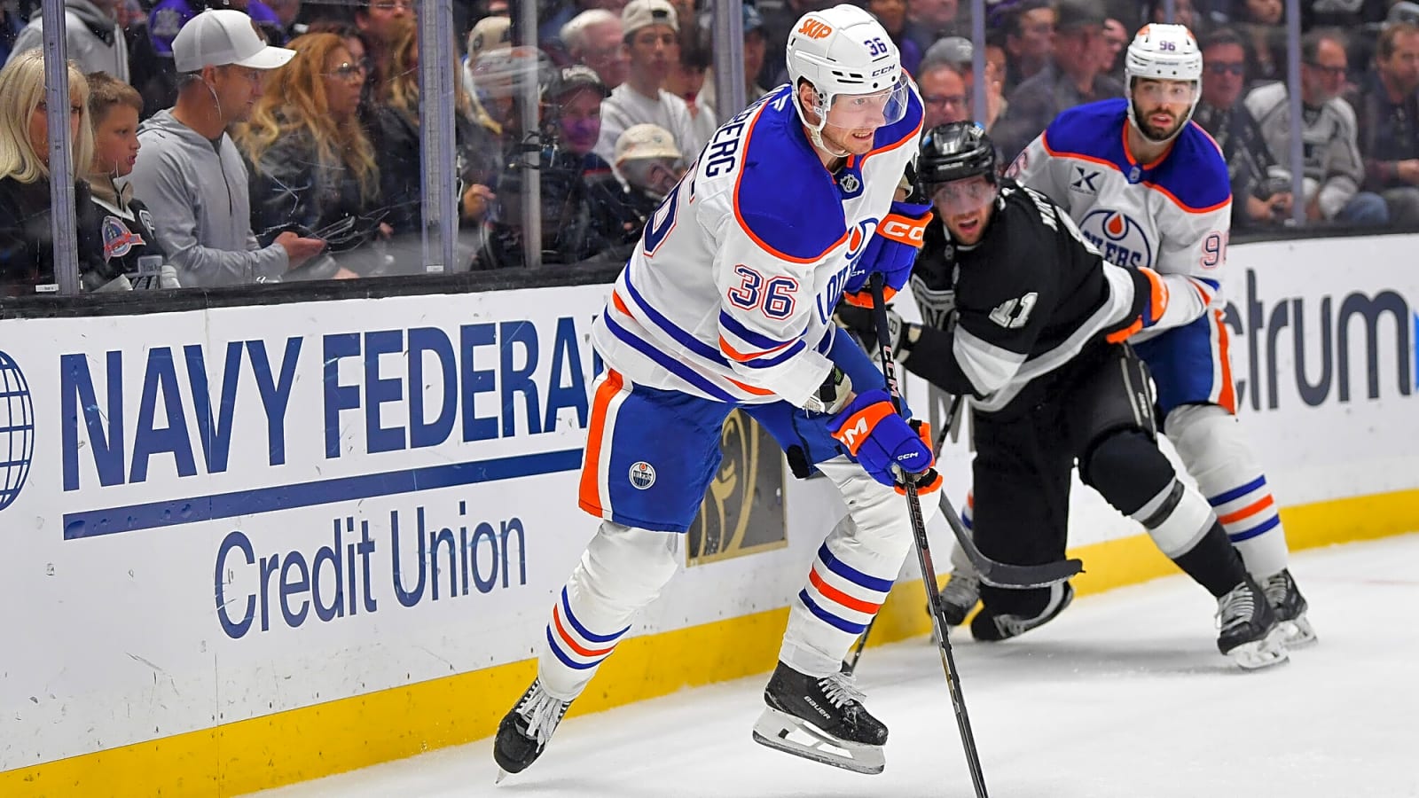 Oilers keeping their lineup the same for elimination Game 6 against Kings