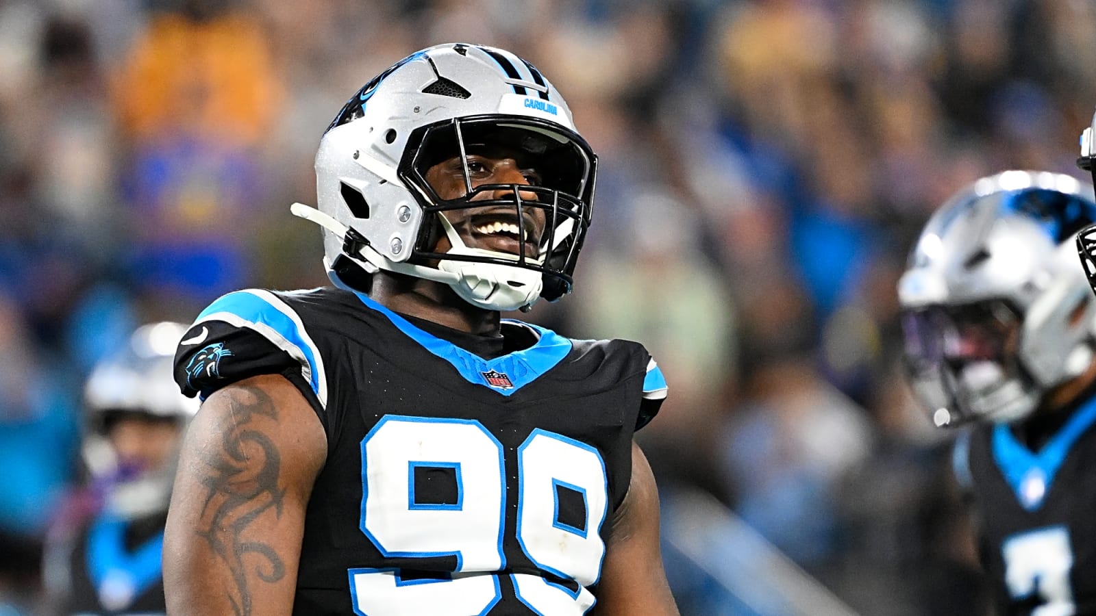 Panthers DT Tershawn Wharton ‘Out Indefinitely’ After Neck Surgery