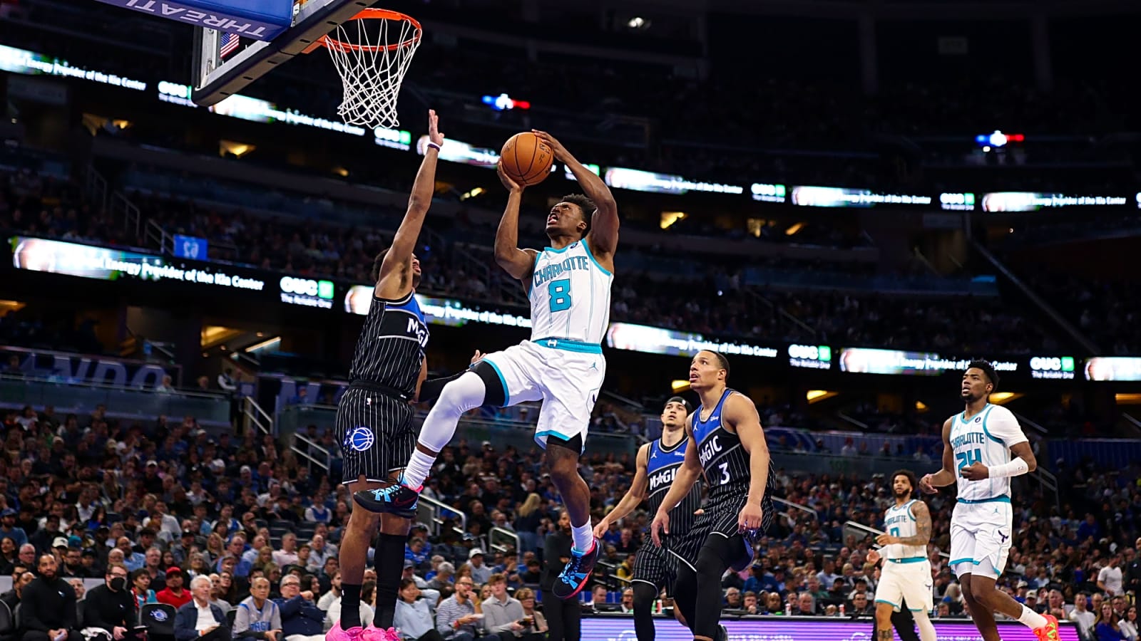 Hornets bench shines in blowout win over Magic