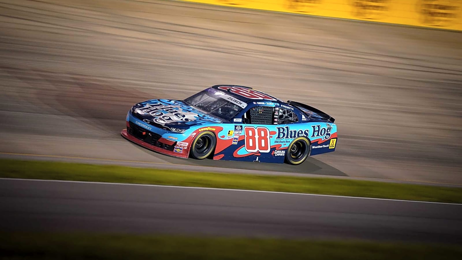 'He Puts Himself in Bad Spots': Taylor Gray Critiques Connor Zilisch’s Late Restart Move During Mexico Xfinity Race