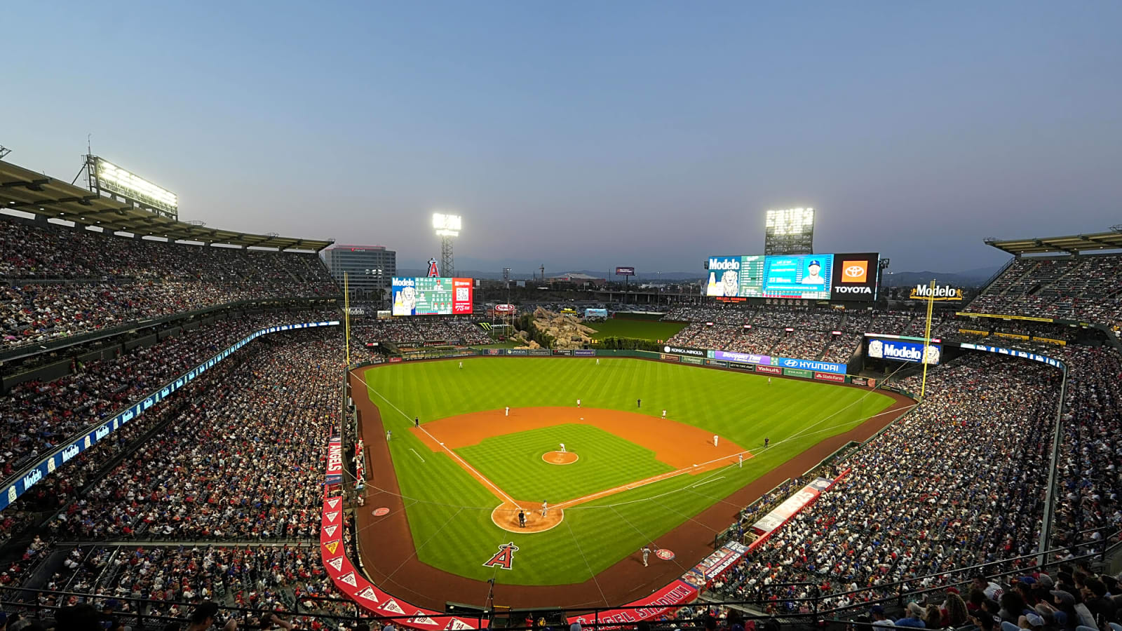 Ballpark Write-Up 2: Angel Stadium and Dodger Stadium