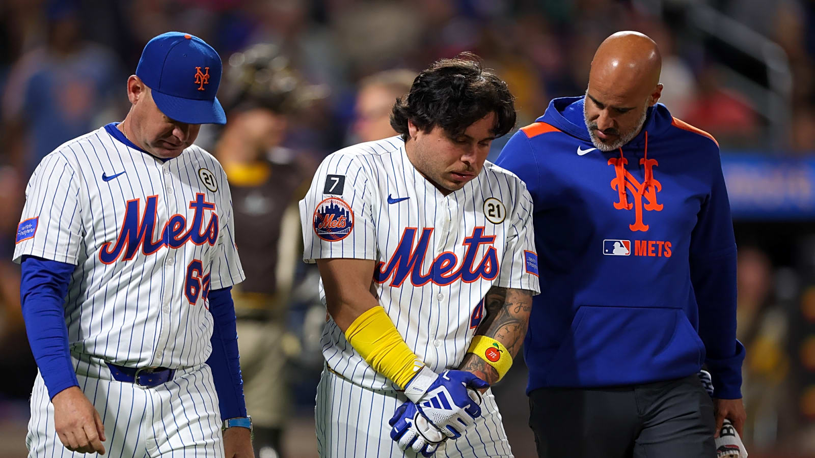 New York Mets Catcher Francisco Alvarez Leaves Game With Apparent Injury